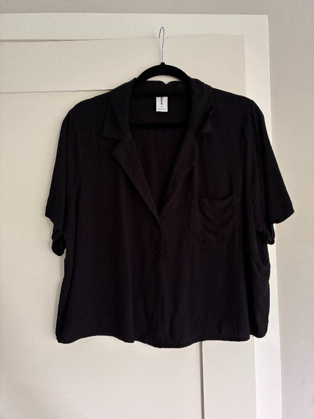 Abound cropped button-up (XL)